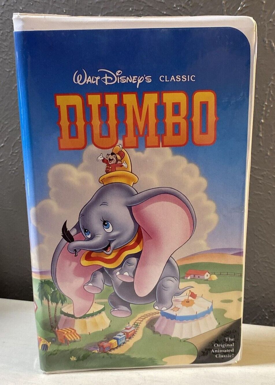 RARE Disney Dumbo VHS Black Diamond Classics #024 – Vintage Collectible Movie